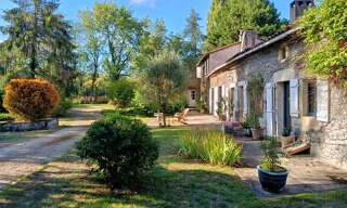 Maison 8 Pièces 240 m² à vendre à Les Châteliers (79340)