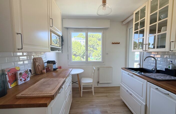 Appartement T3 lumineux vue mer – CARRY LE ROUET (13) — photo 4