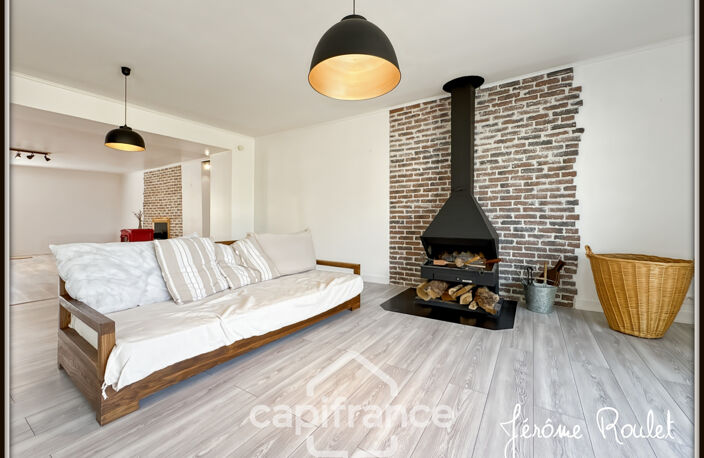 Maison en pierre familiale – 220 m² – 4 chambres – terrain de plus de 4 000 m² – Maisonneuve (86170) — photo 4