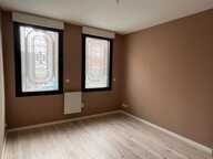   À LOUER – LOCAL PROFESSIONNEL DE 44 M² – HAZEBROUCK(59) — photo 2