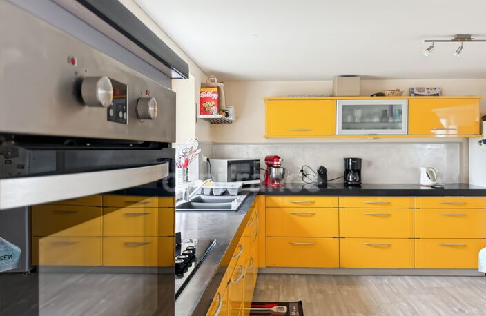 LE RELECQ-KERHUON – À DEUX PAS DE LA MER, UNE MAISON FAMILIALE AUX BEAUX VOLUMES — photo 2
