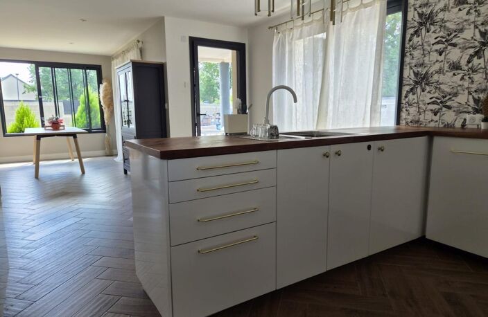 SUBLIME MAISON CONTEMPORAINE  JOUE LES TOURS (37) — photo 2