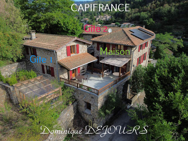 PROPRIÉTÉ DE CARACTÈRE – 1 MAISON PRINCIPALE, 2 GÎTES ET 9,5 HA - VALLÉE DE L’EYRIEUX — photo du bien