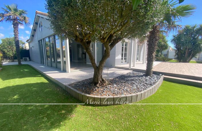 Maison à vendre 5 pièces SAINT HILAIRE DE RIEZ (85), plain pied 3 chambres+garage+jardin clos, à 300 M de la plage — photo 2