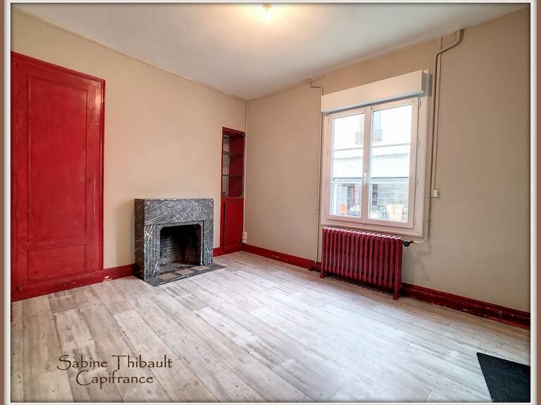 Dpt Sarthe (72), à vendre LE LUDE immeuble de rapport 9 pièces — photo 1