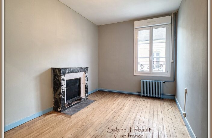 Dpt Sarthe (72), à vendre LE LUDE immeuble de rapport 9 pièces — photo 4