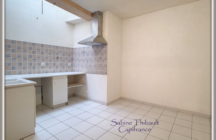 Dpt Sarthe (72), à vendre LE LUDE immeuble de rapport 9 pièces — photo 5