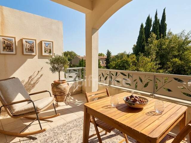 Appartement à vendre 3 pièces SAINT REMY DE PROVENCE (13) — photo du bien