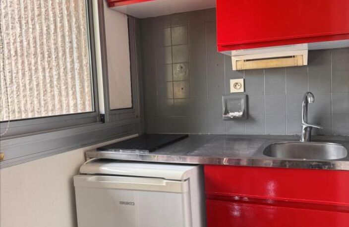 Studio 23m² avec balcon + parking - CHAUFFAGE INCLUS — photo 3