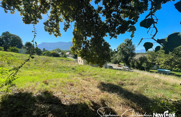 TERRAIN DE 825 m² VIABILISÉ À GRÉSY SUR AIX — photo 3