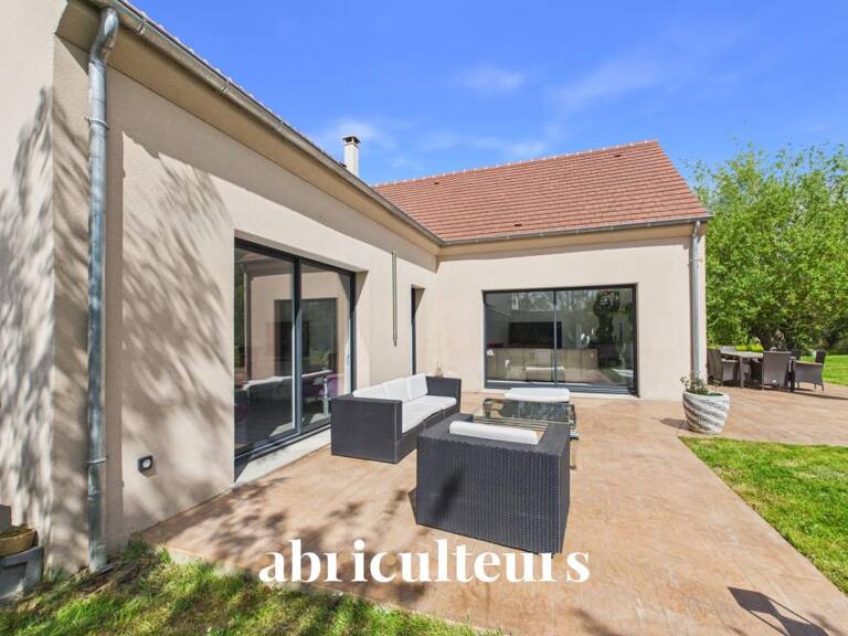 Maison d’architecte de plain-pied récente avec vue panoramique sur la nature environnante en vente à Vaugrigneuse (91640) — photo 1