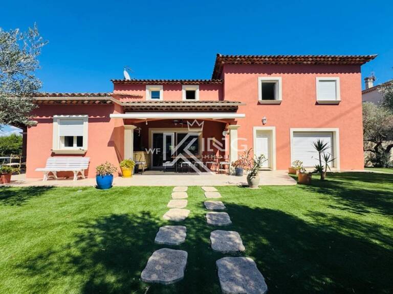 VILLA AVEC PISCINE A PUGET/ARGENS — photo 1