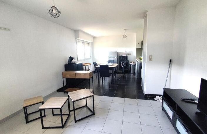 Avignon Extra-Muros, Proche remparts - Appartement T3 récent avec parking privatif — photo 5