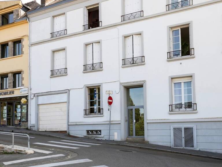 Bureaux en copropriété - 170 m² - Quimper (29) — photo 1
