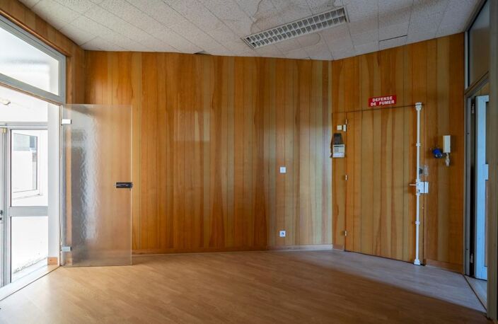 Bureaux en copropriété - 170 m² - Quimper (29) — photo 5