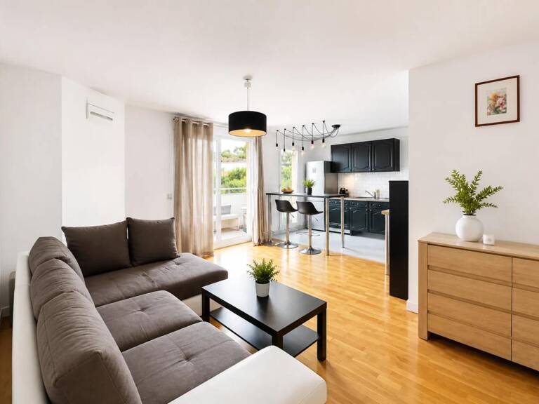 CHÂTILLON – quartier Brossolette – Vieux Bourg – Malraux – 2 PIÈCES DE 45,92 M² AVEC BALCON, PARKING ET ASCENSEUR — photo 1