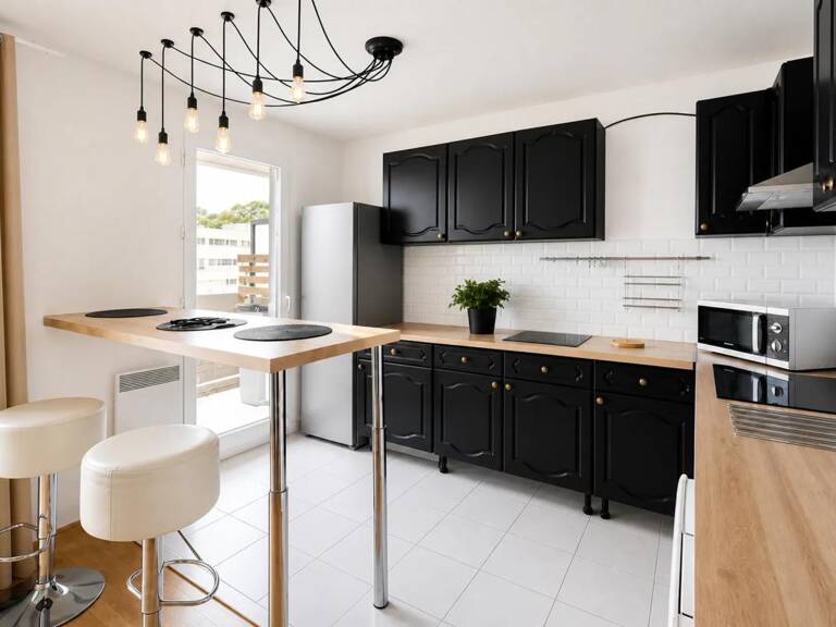 CHÂTILLON – quartier Brossolette – Vieux Bourg – Malraux – 2 PIÈCES DE 45,92 M² AVEC BALCON, PARKING ET ASCENSEUR — photo 1