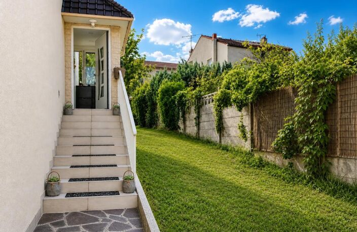 Maison de 5 pièces de 106 m² avec jardin ensoleillé — photo 3