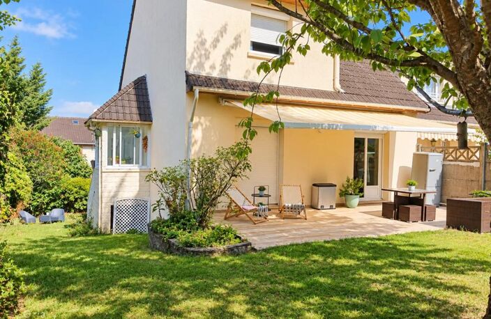 Maison de 5 pièces de 106 m² avec jardin ensoleillé — photo 5