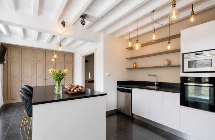 Maison de 7 pièces de 175 m² à Fontaine-la-Gaillarde — photo 3