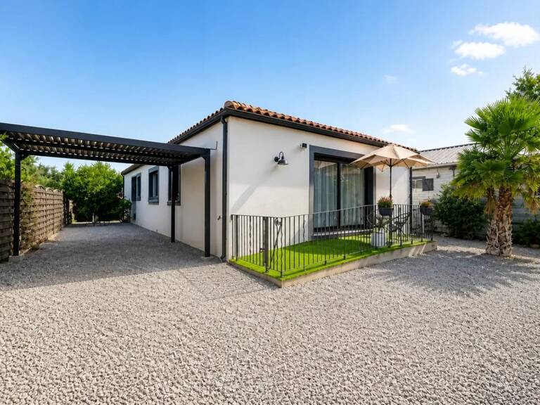 Villa 120 m² + Chalet 80 m², Piscine & Terrain 1 300 m² — photo 1