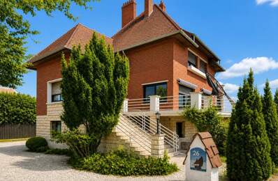 Maison de 9 pièces de 303m² à Guilly — photo du bien