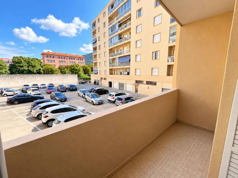 Bel appartement 4 pièces traversant de 82m2 avec à Nice Pasteur — photo 1