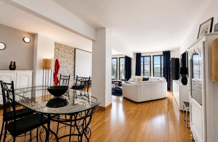 Appartement de 6 pièces de 180 m² près de Raizeux — photo 3