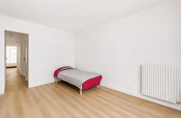 Appartement de 4 pièces de 92 m² près de Levallois-Perret — photo 5