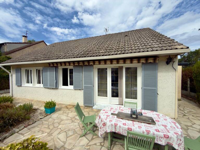 Maison À Vendre — photo 1