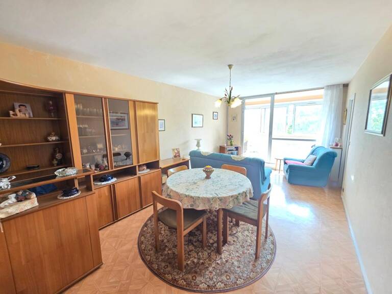 Appartement À Vendre — photo 1