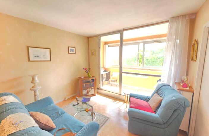 Appartement À Vendre — photo 2