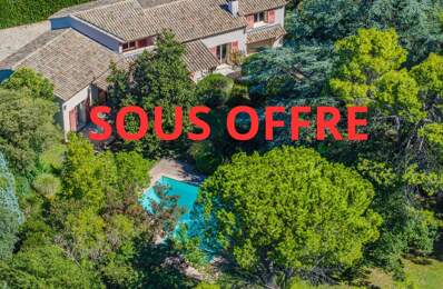 Belle propriété familiale aux prestations de qualité avec piscine et tennis à Sorgues — photo du bien