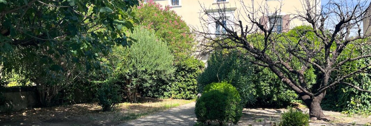 Maison 5 Pièces 183 m² à vendre à Entraigues-sur-la-Sorgue (84320)