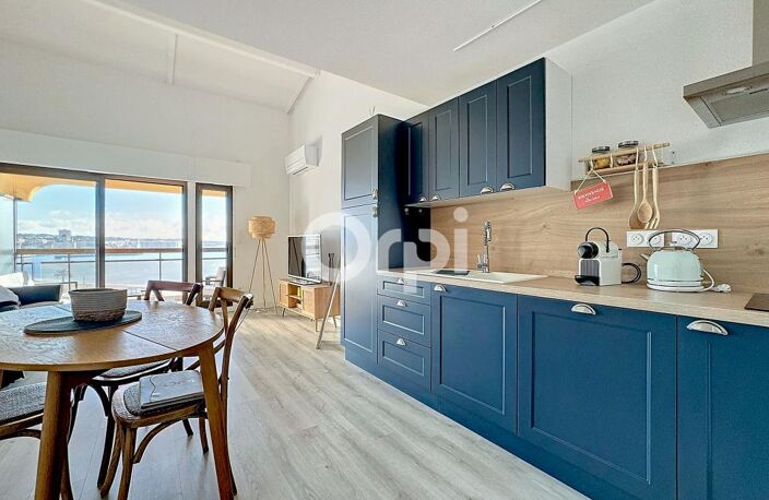 Appartement À Vendre 2 pièces 40 m2 dernier étage rénové vue mer — photo 3