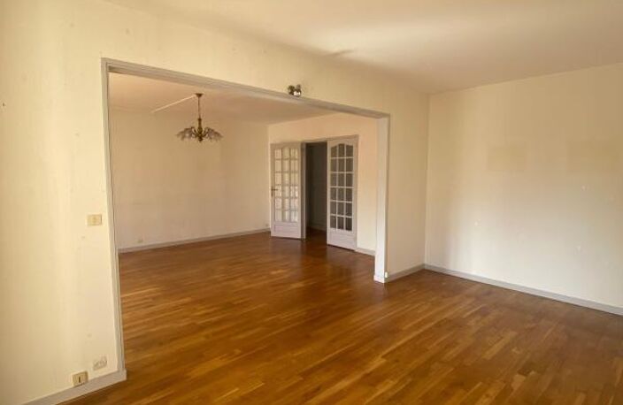 Appartement À Vendre — photo 2