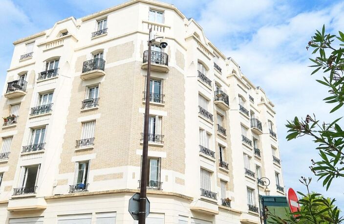 Appartement À Vendre — photo 2