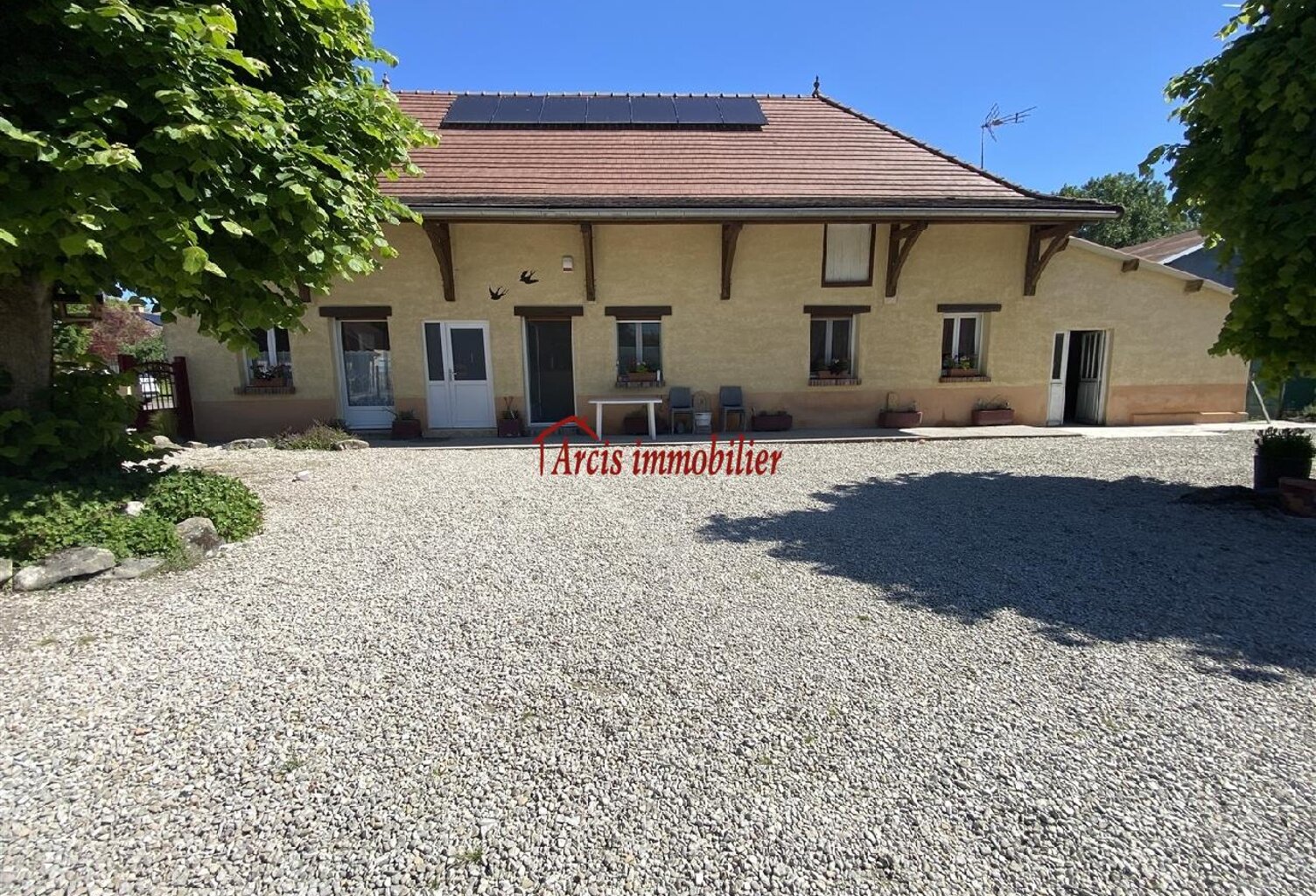 Vente maison 5 pièces 123 m² Arcis-sur-Aube (10700) — photo 1