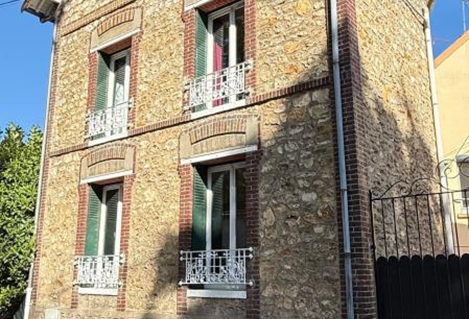 Maison À Vendre — photo 1
