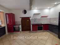 Maison de village en pierre avec 5 chambres et cour — photo 3