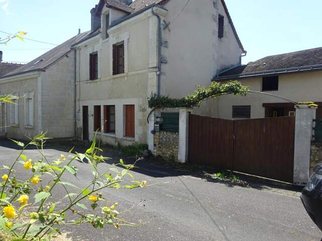 Maison Le Petit Pressigny 7 pièce(s) 0118 m2 — photo du bien