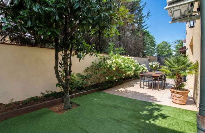 MAISON D'ARCHITECTE CONTRUITE EN 2000 DE 160m² SUR TERRAIN DE 400M² VILLEURBANNE — photo 4