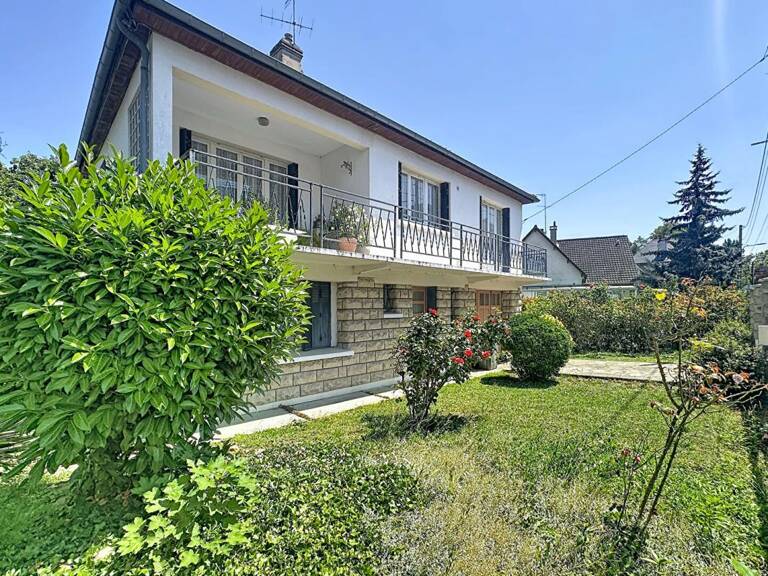 Famille nombreuse, projet intergénérationnel, profession libérale ou investissement locatif ? Cette maison répond à toutes vos envies ! — photo 1