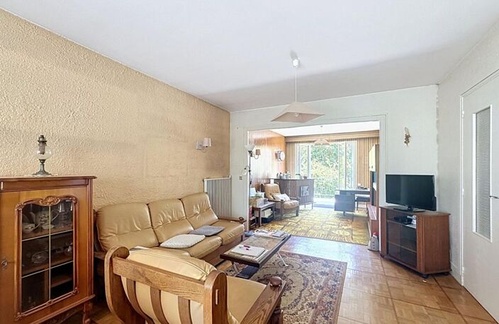 Famille nombreuse, projet intergénérationnel, profession libérale ou investissement locatif ? Cette maison répond à toutes vos envies ! — photo 5