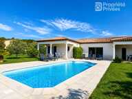 LE MUY - Villa de plain-pied avec piscine, terrain de 1 500 m² et double garage — photo 2