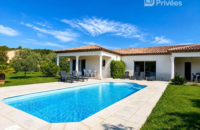 LE MUY - Villa de plain-pied avec piscine, terrain de 1 500 m² et double garage — photo 2