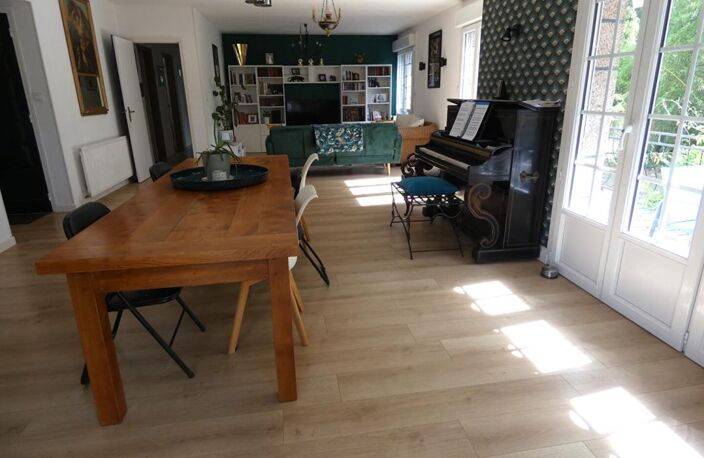 Maison Saint Thuriau 11 pièce(s) 230 m2 — photo 2