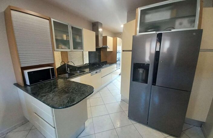 PROPRIETE - MAISON DE MAITRE L'AIGLE 12 pièce(s) 285 m2 avec piscine couverte — photo 5