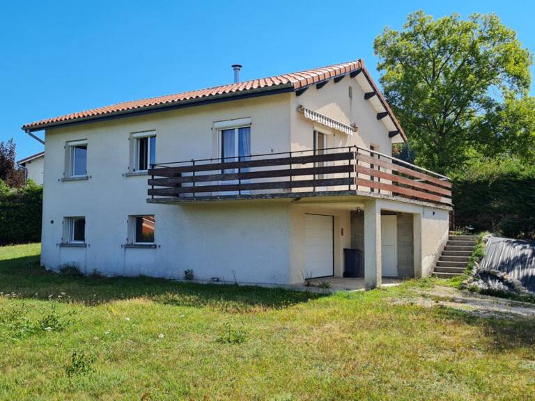 Riotord 43220 villa élevée sur sous-sol complet entièrement rénovée entre 2019 et 2026 70,47 m² habitables 2 chambres sur 1475m² de terrain — photo 1