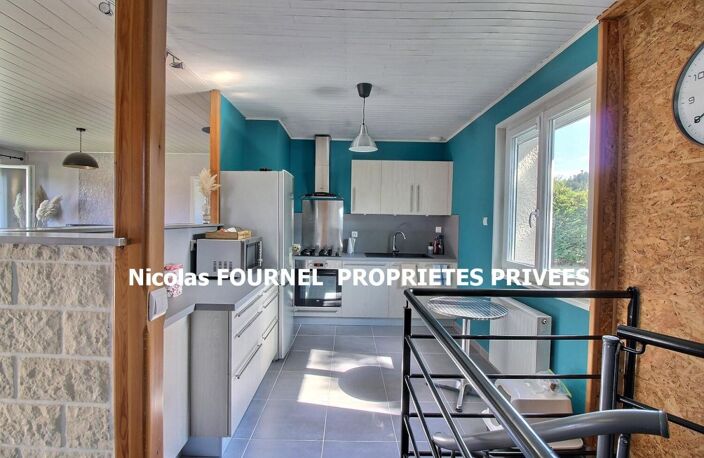 Riotord 43220 villa élevée sur sous-sol complet entièrement rénovée entre 2019 et 2026 70,47 m² habitables 2 chambres sur 1475m² de terrain — photo 2